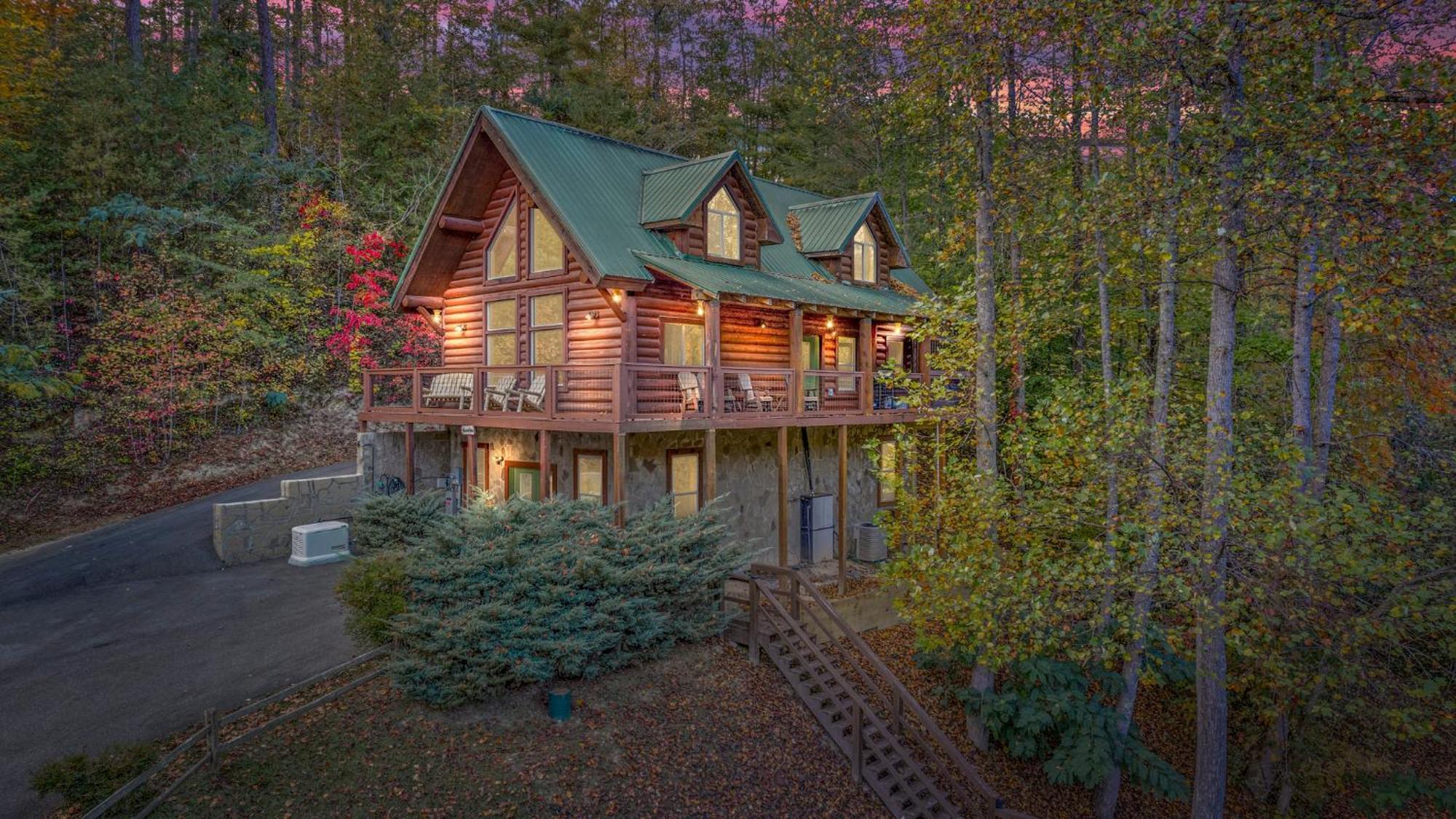 Relaxation Retreat - Pickleball Cabin - Wi-Fi, Fire Pit With Bar, Ev, Game Room, Hot Tub, Pool Access - Mins To Pf セバービル エクステリア 写真